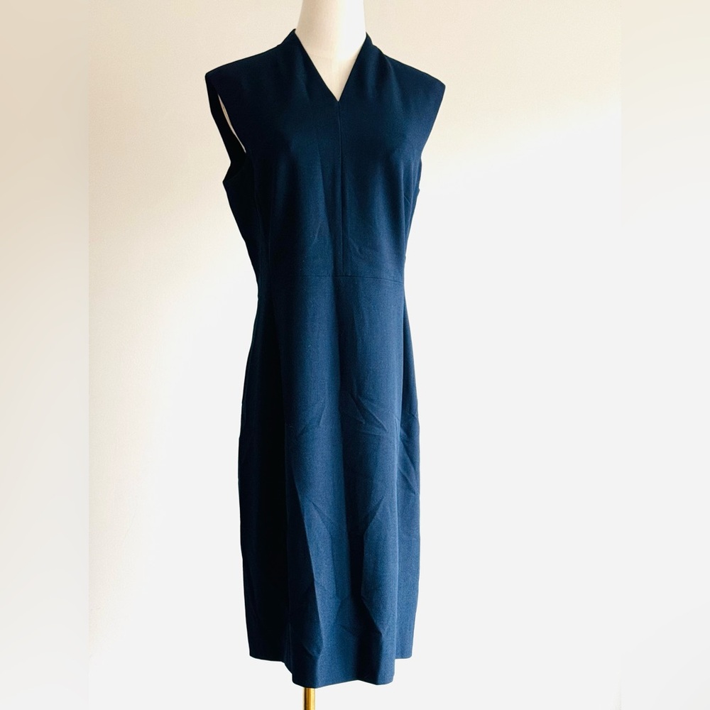 Mm. lafleur deep navy sleeveless shift dress sz 8